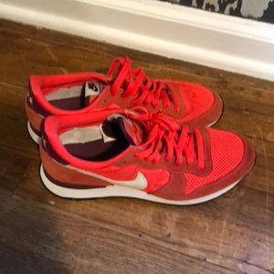 Nike Internationalist